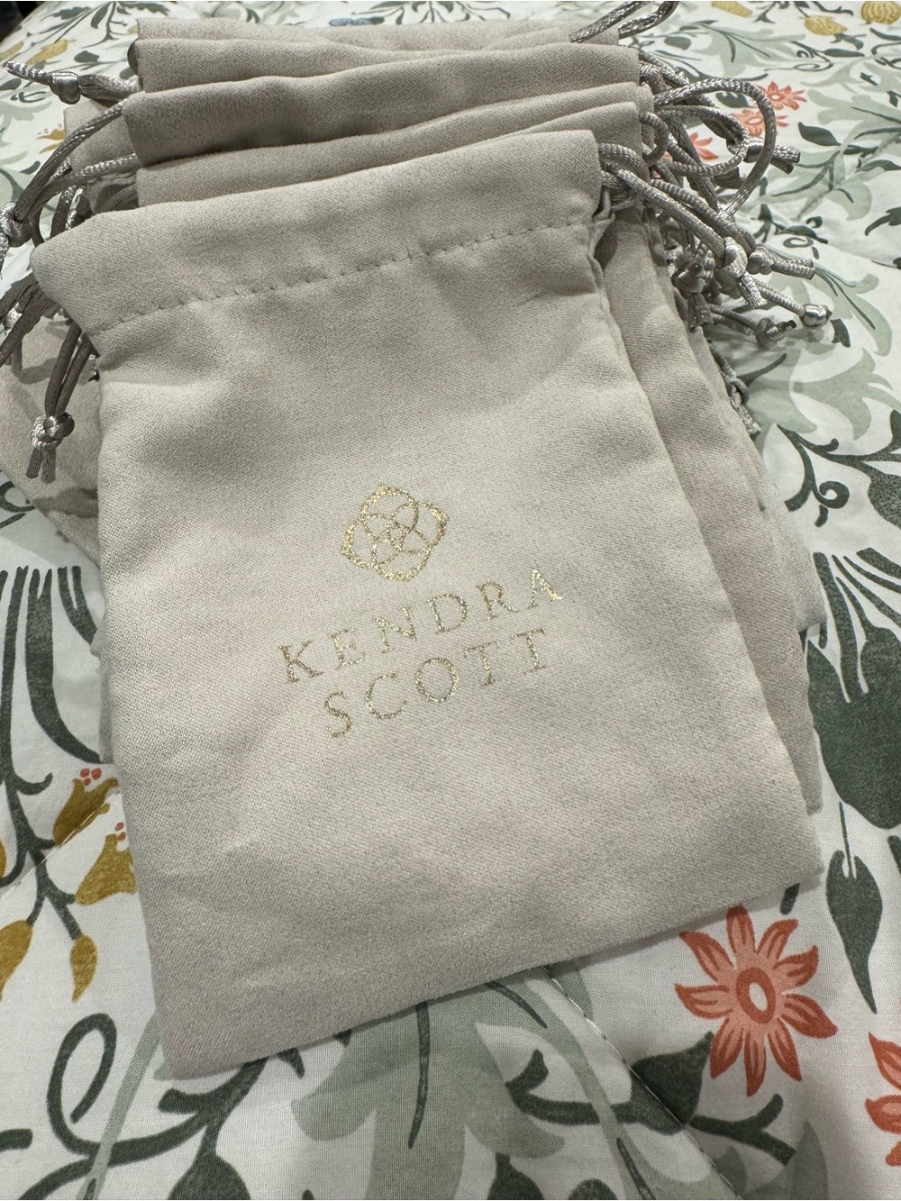 20 Kendra Scott Dust Bags